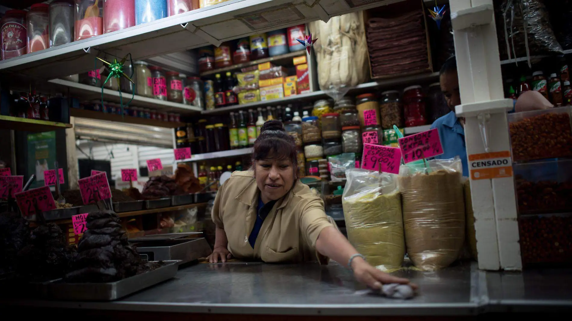 cuartoscuro_mujer trabajando